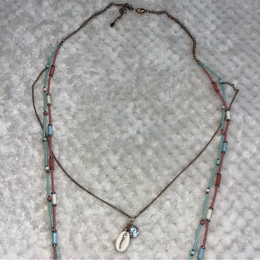 VERSONA Multicolor Beaded Layered Necklace with Sea Shell Perfect for Summertime - Picture 4 of 7